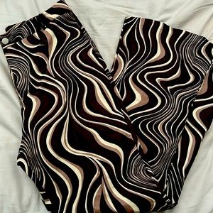 Cute retro flared pants!